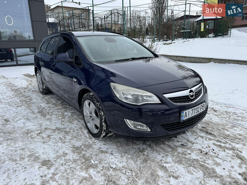 Універсал Opel Astra 2011 в Києві фото 4 Універсал Opel Astra 2011 в Києві
