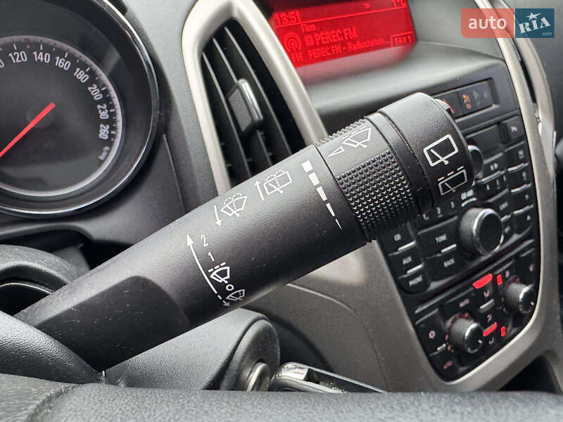 Універсал Opel Astra 2011 в Києві фото 24 Універсал Opel Astra 2011 в Києві