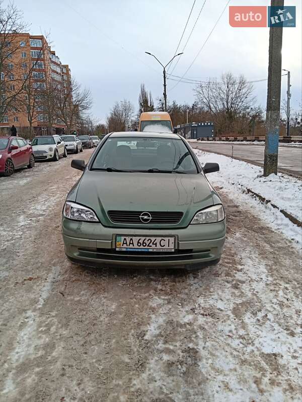 Седан Opel Astra 2009 в Житомире