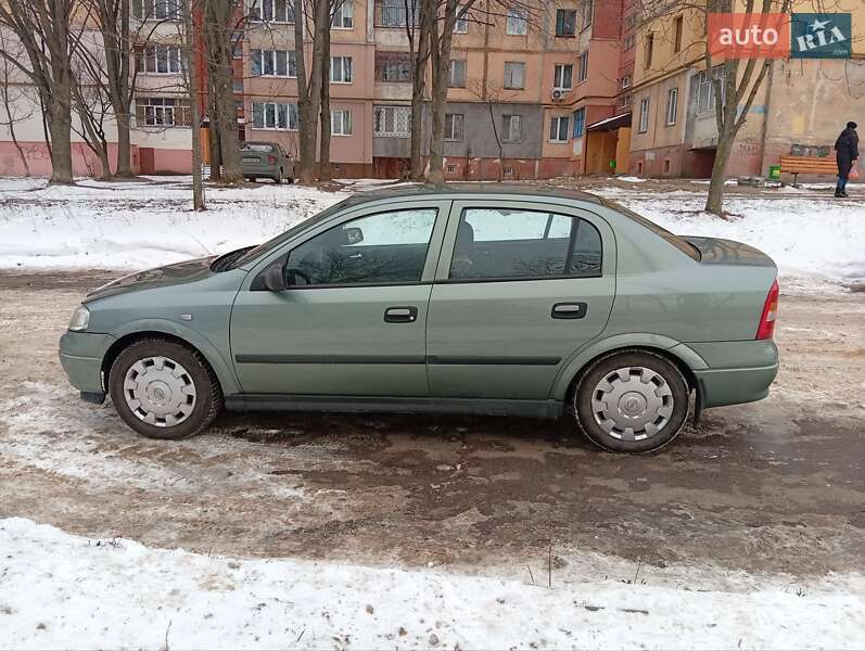 Седан Opel Astra 2009 в Житомире