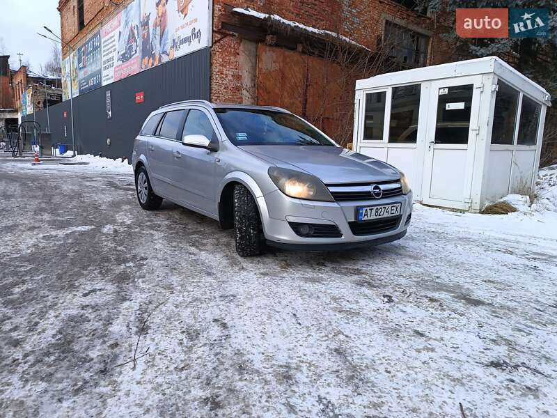 Универсал Opel Astra 2005 в Коломые