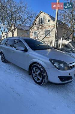 Универсал Opel Astra 2005 в Бершади