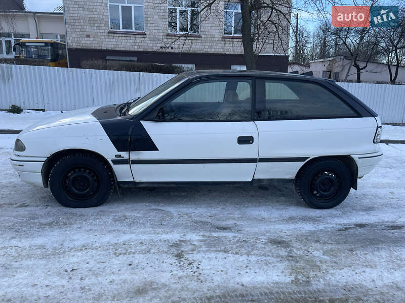 Хэтчбек Opel Astra 1992 в Черновцах фото 9 Хэтчбек Opel Astra 1992 в Черновцах