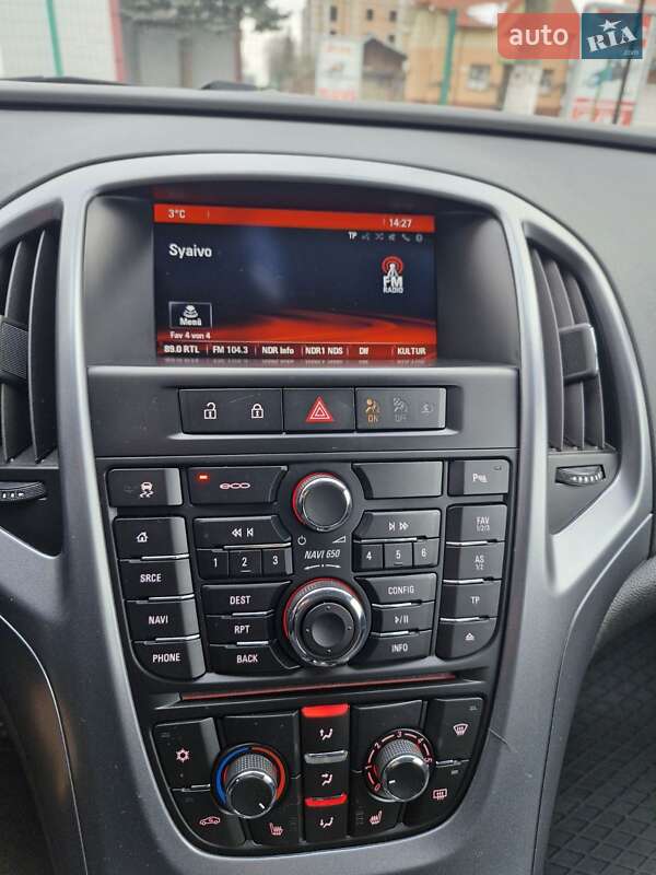 Універсал Opel Astra 2014 в Коломиї