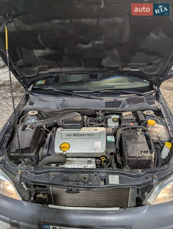 Хэтчбек Opel Astra 1998 в Полтаве фото 2 Хэтчбек Opel Astra 1998 в Полтаве