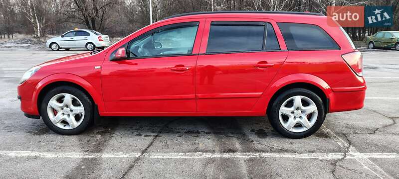 Універсал Opel Astra 2006 в Запоріжжі