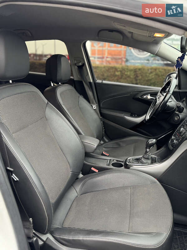 Хэтчбек Opel Astra 2010 в Хусте фото 13 Хэтчбек Opel Astra 2010 в Хусте