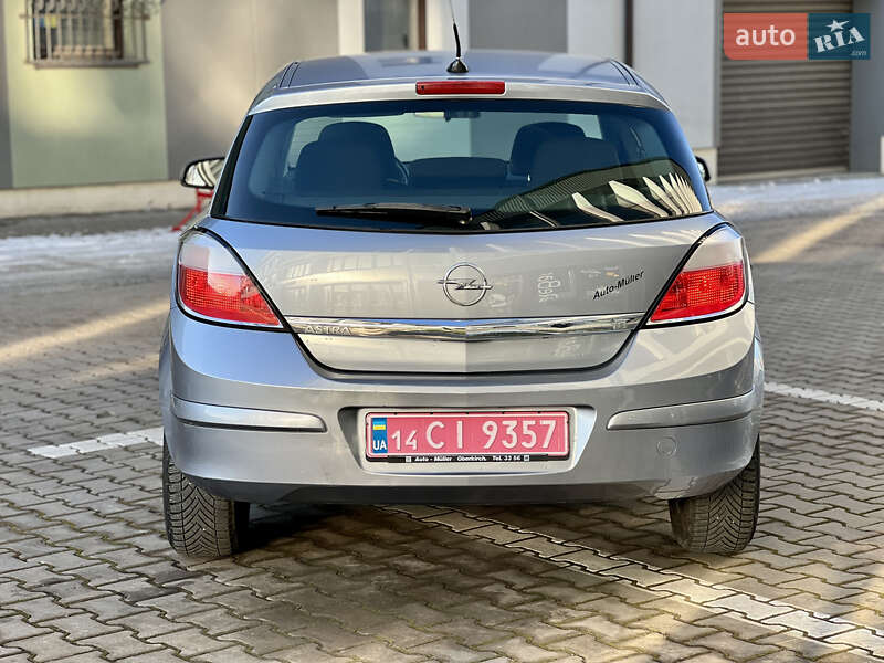 Хэтчбек Opel Astra 2005 в Ивано-Франковске