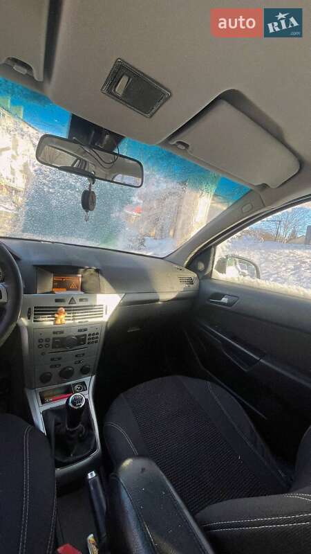 Универсал Opel Astra 2011 в Бучаче фото 6 Универсал Opel Astra 2011 в Бучаче