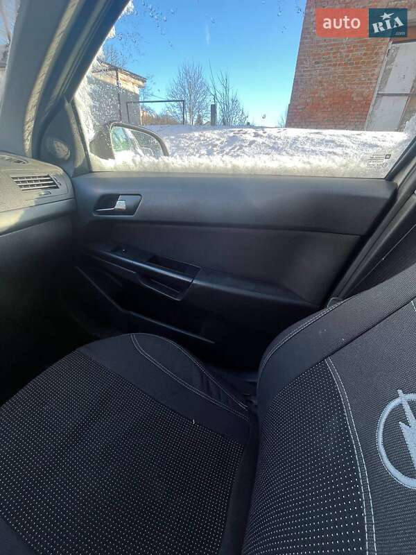 Универсал Opel Astra 2011 в Бучаче фото 10 Универсал Opel Astra 2011 в Бучаче
