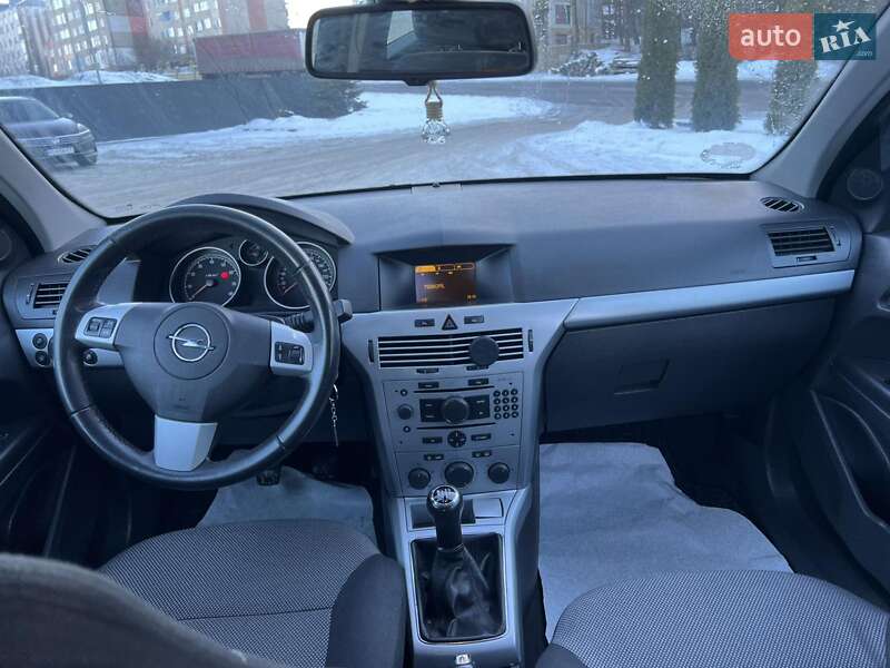 Універсал Opel Astra 2009 в Бучачі