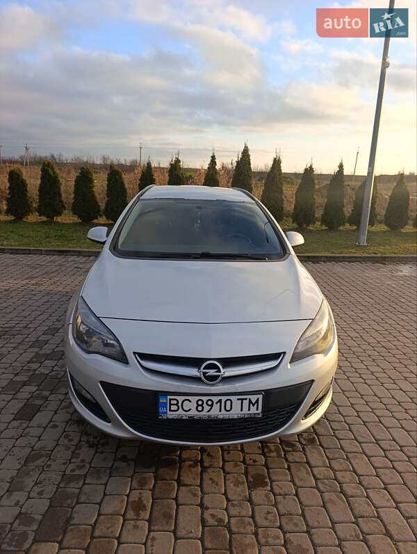 Opel Astra 2015