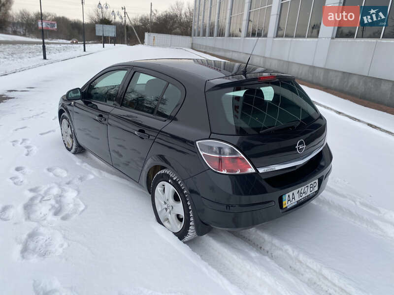 Хетчбек Opel Astra 2012 в Білій Церкві фото 16 Хетчбек Opel Astra 2012 в Білій Церкві