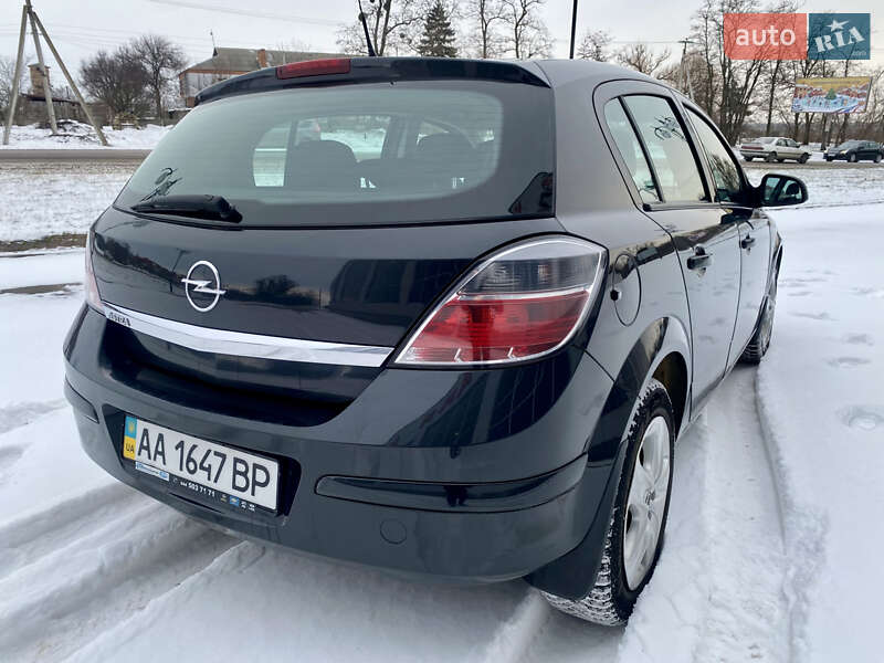 Хетчбек Opel Astra 2012 в Білій Церкві фото 19 Хетчбек Opel Astra 2012 в Білій Церкві