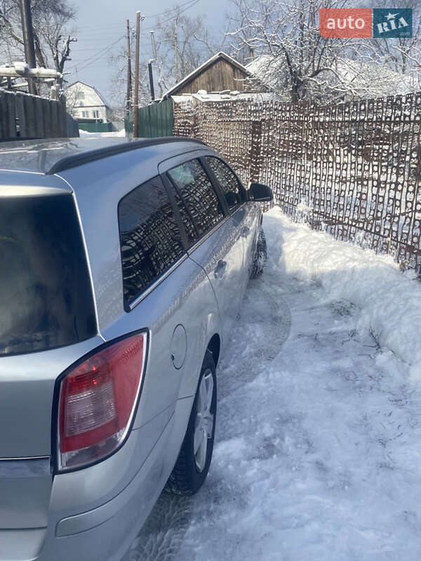 Універсал Opel Astra 2010 в Балаклії фото 7 Універсал Opel Astra 2010 в Балаклії