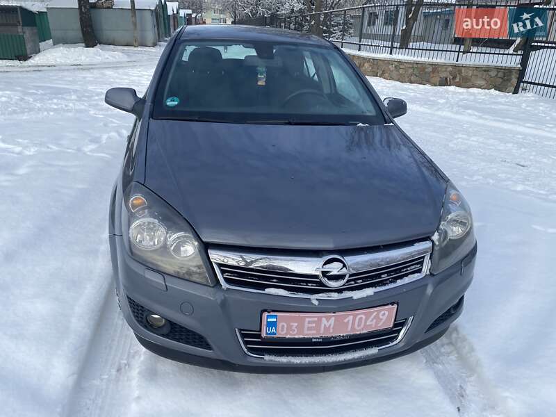 Хэтчбек Opel Astra 2007 в Тальном