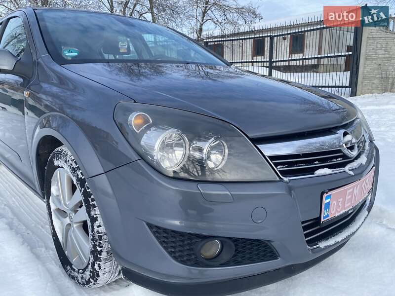 Хэтчбек Opel Astra 2007 в Тальном