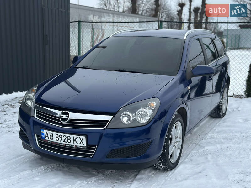 Opel Astra 2010