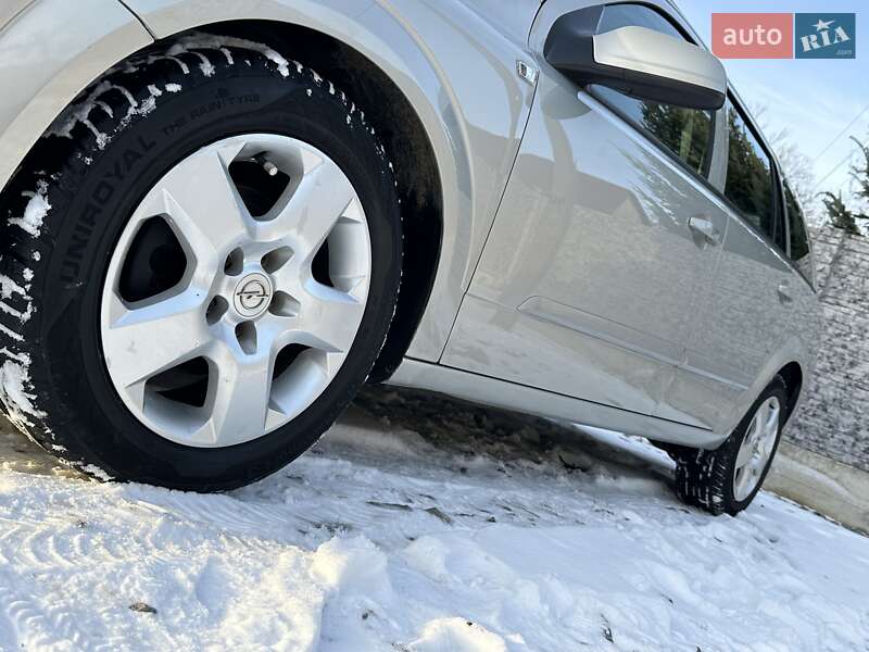 Універсал Opel Astra 2005 в Рівному фото 17 Універсал Opel Astra 2005 в Рівному