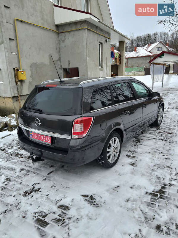 Универсал Opel Astra 2008 в Луцке фото 6 Универсал Opel Astra 2008 в Луцке
