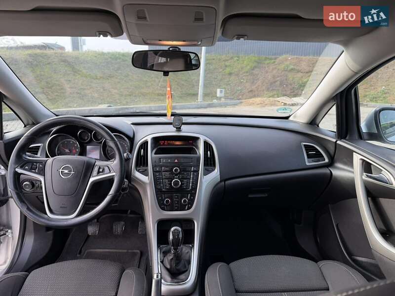 Универсал Opel Astra 2011 в Браиловом фото 17 Универсал Opel Astra 2011 в Браиловом