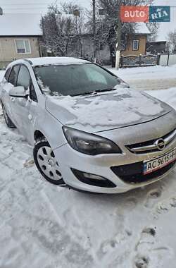 Универсал Opel Astra 2012 в Луцке