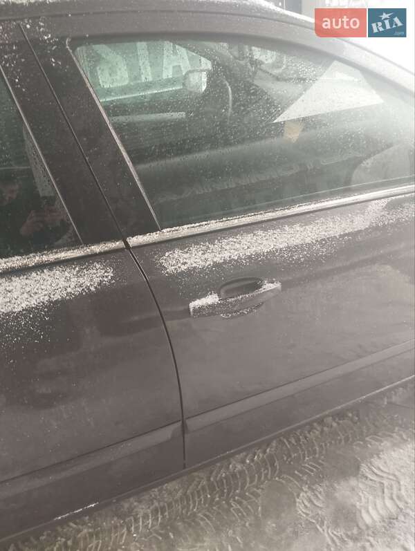 Универсал Opel Astra 2009 в Ровно