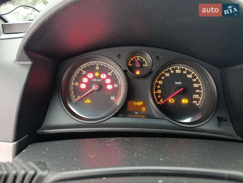 Хэтчбек Opel Astra 2004 в Львове