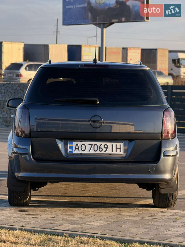 Универсал Opel Astra 2007 в Мукачево
