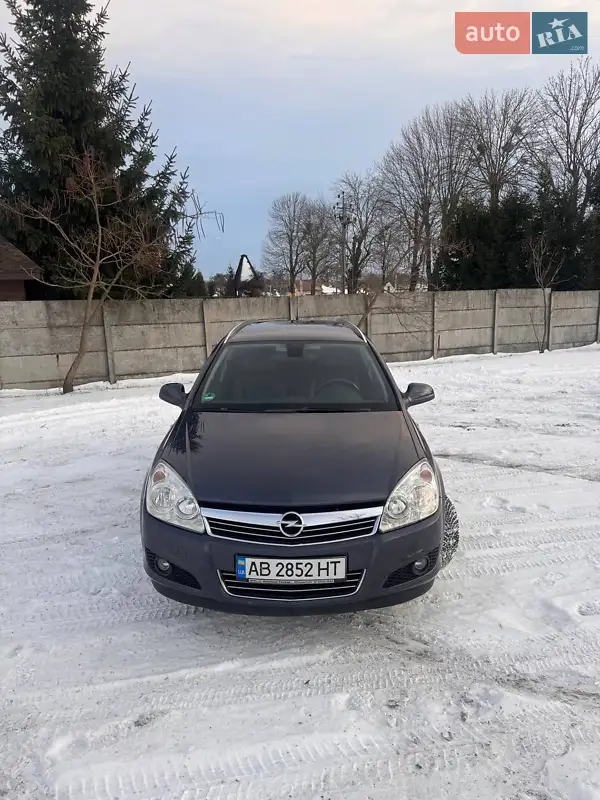 Opel Astra 2010