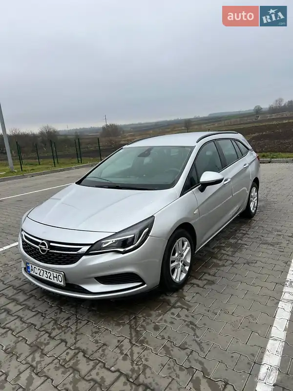 Opel Astra 2016