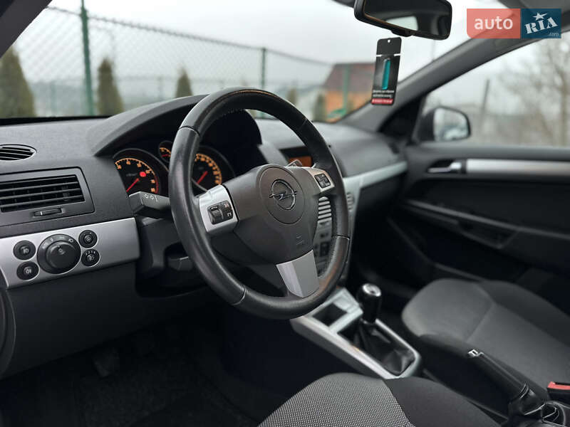 Хетчбек Opel Astra 2009 в Вінниці