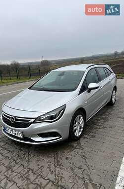 Универсал Opel Astra 2016 в Горохове