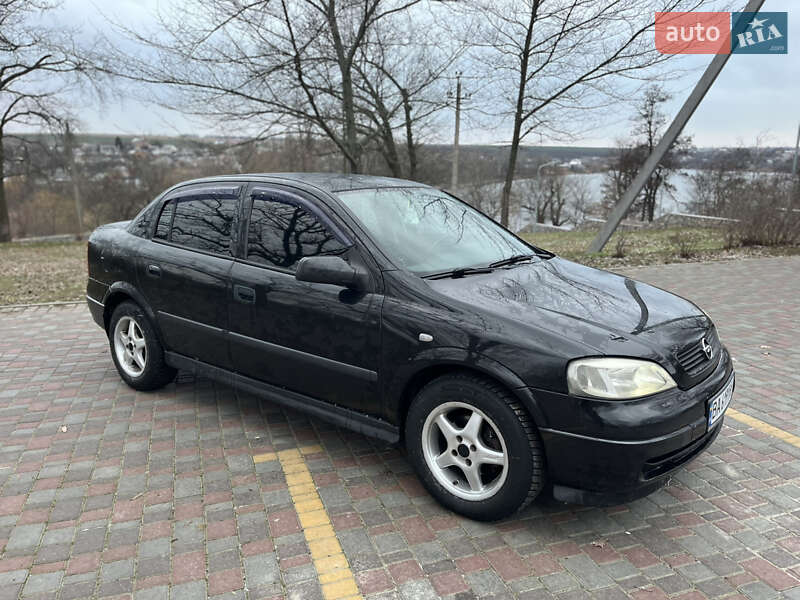 Седан Opel Astra 2007 в Кропивницком фото Седан Opel Astra 2007 в Кропивницком
