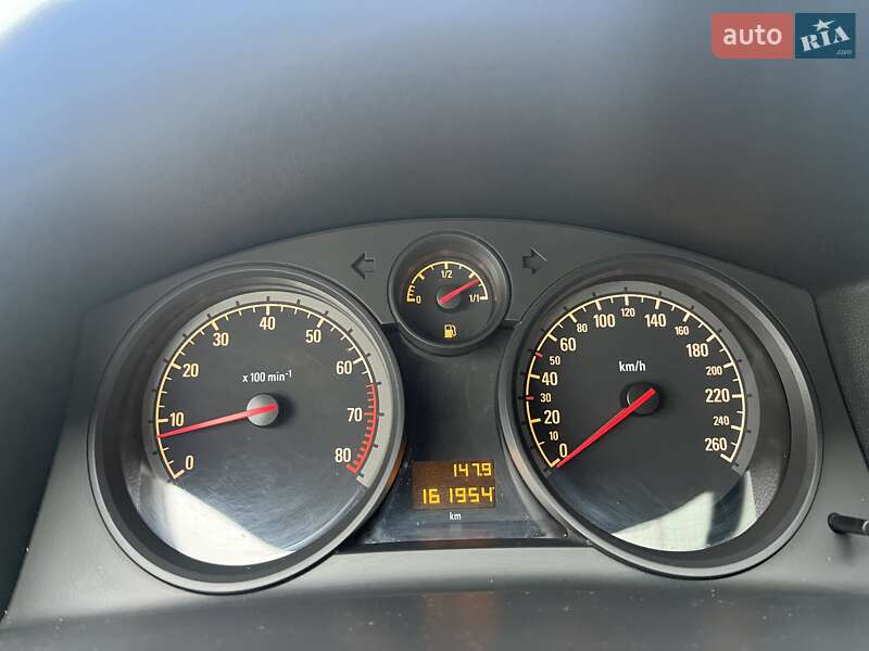 Хэтчбек Opel Astra 2012 в Киеве фото 20 Хэтчбек Opel Astra 2012 в Киеве