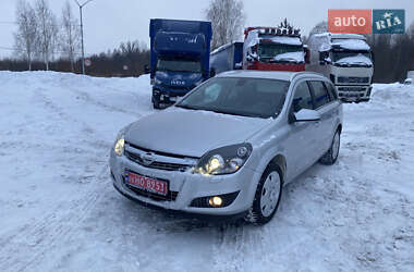 Универсал Opel Astra 2008 в Корсуне-Шевченковском