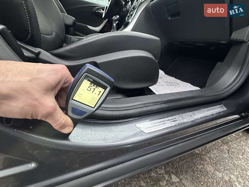 Универсал Opel Astra 2011 в Сумах