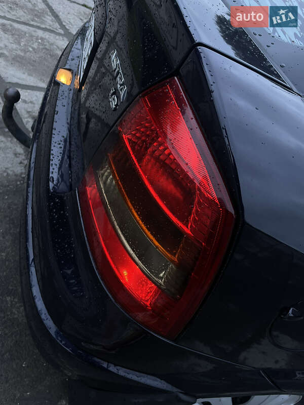 Хэтчбек Opel Astra 2003 в Львове