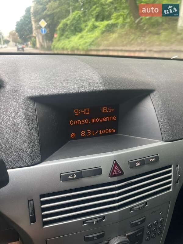 Седан Opel Astra 2012 в Львове фото 6 Седан Opel Astra 2012 в Львове