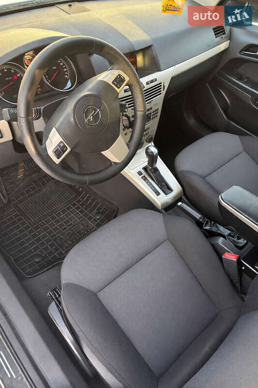 Седан Opel Astra 2008 в Бердичеве