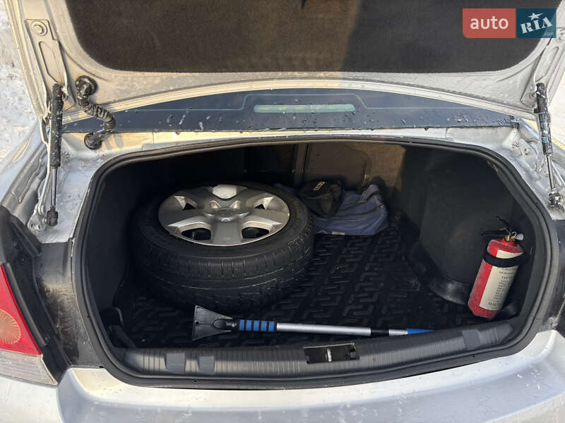 Седан Opel Astra 2008 в Бердичеве