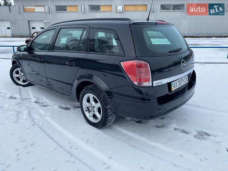 Универсал Opel Astra 2006 в Харькове