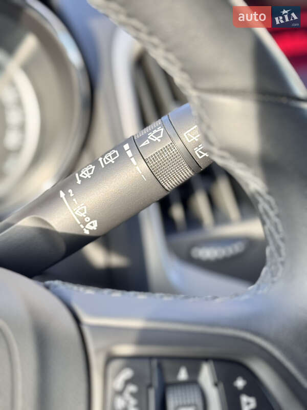 Хэтчбек Opel Astra 2010 в Великой Багачке