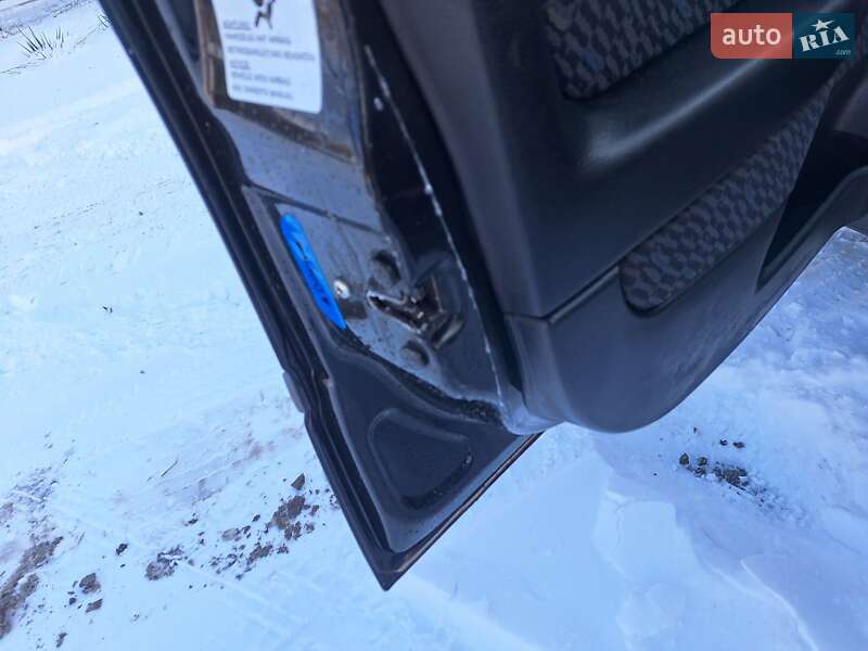 Универсал Opel Astra 2001 в Черновцах