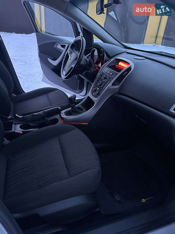 Универсал Opel Astra 2011 в Изяславе фото 28 Универсал Opel Astra 2011 в Изяславе