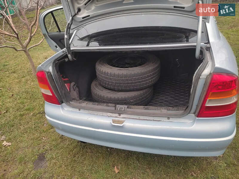 Седан Opel Astra 2004 в Харькове фото 5 Седан Opel Astra 2004 в Харькове