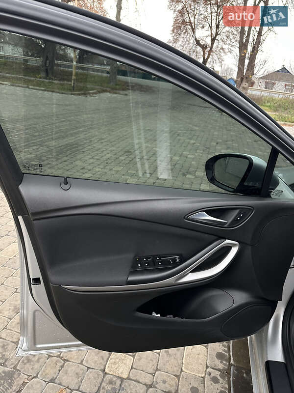 Универсал Opel Astra 2019 в Тульчине