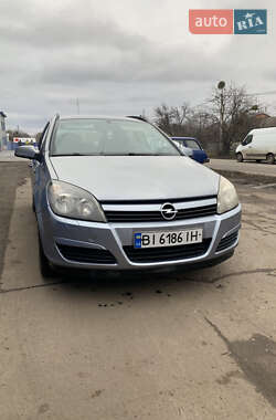 Універсал Opel Astra 2005 в Полтаві