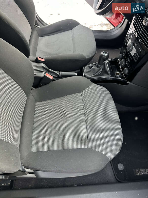 Универсал Opel Astra 2010 в Виннице