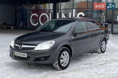 Седан Opel Astra 2012 в Києві